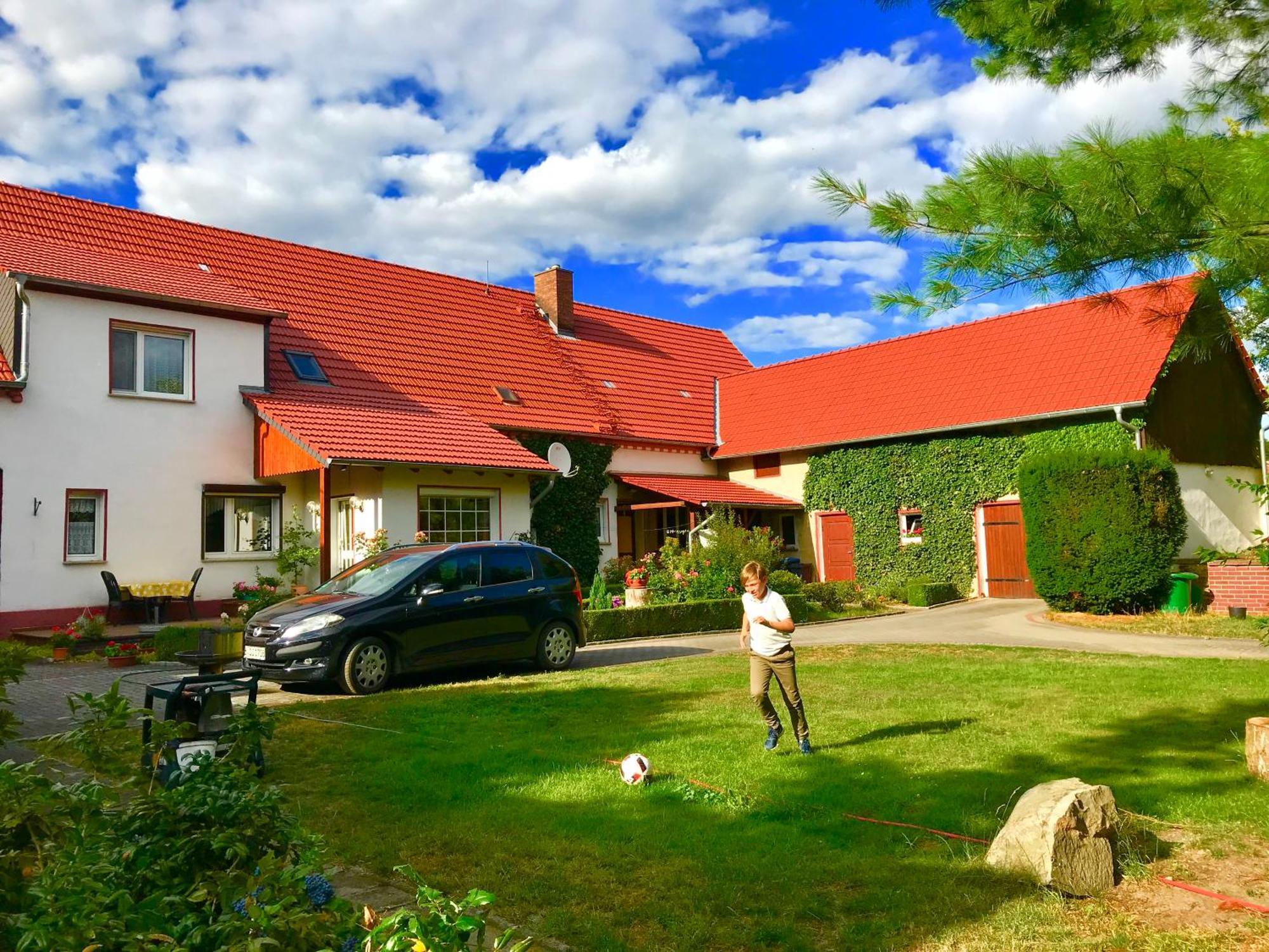 Top-Moderne Ferienwohnung Und Apartments Auf Frueherem Wunderschoenen Bauernhof Im Elbe-Elster-Kreis In Brandenburg Bei Herzberg-Elster, Schoenewalde, Holzdorf מראה חיצוני תמונה
