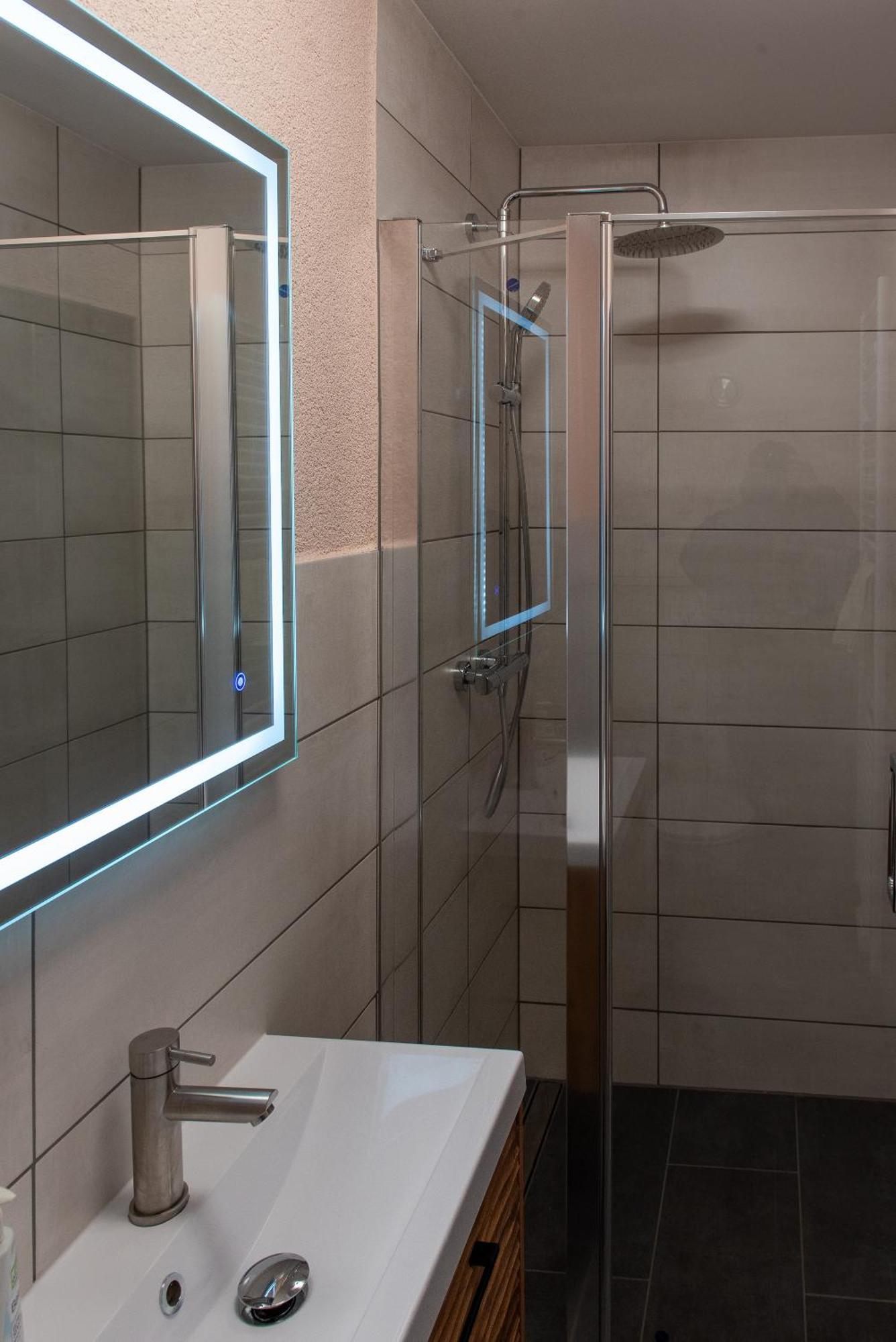 Top-Moderne Ferienwohnung Und Apartments Auf Frueherem Wunderschoenen Bauernhof Im Elbe-Elster-Kreis In Brandenburg Bei Herzberg-Elster, Schoenewalde, Holzdorf מראה חיצוני תמונה