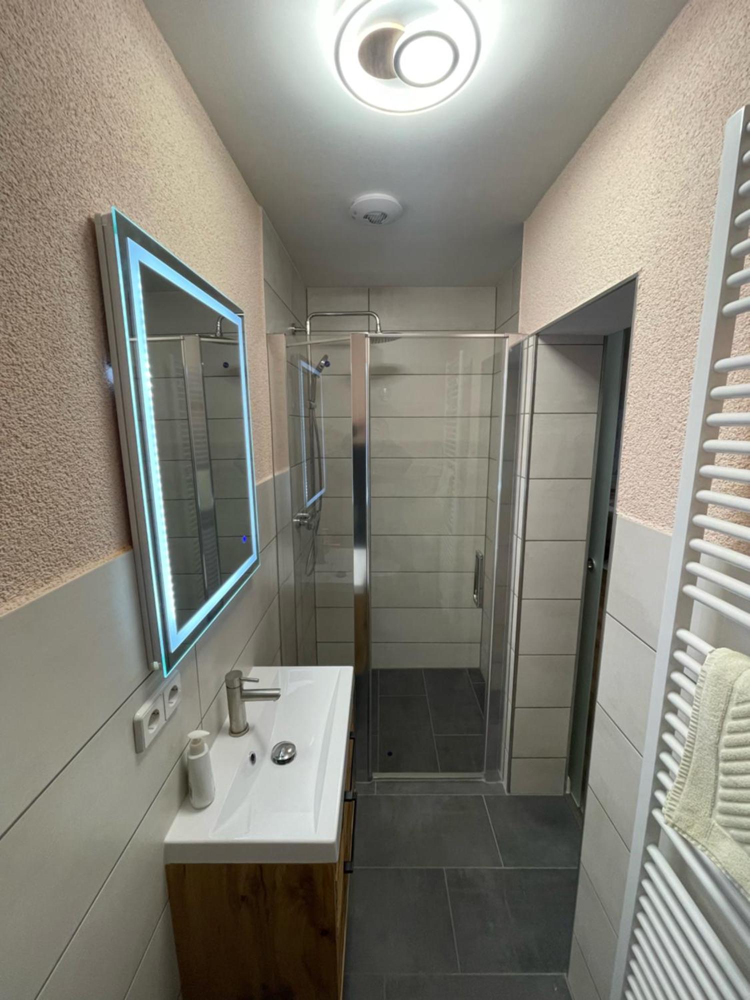 Top-Moderne Ferienwohnung Und Apartments Auf Frueherem Wunderschoenen Bauernhof Im Elbe-Elster-Kreis In Brandenburg Bei Herzberg-Elster, Schoenewalde, Holzdorf מראה חיצוני תמונה