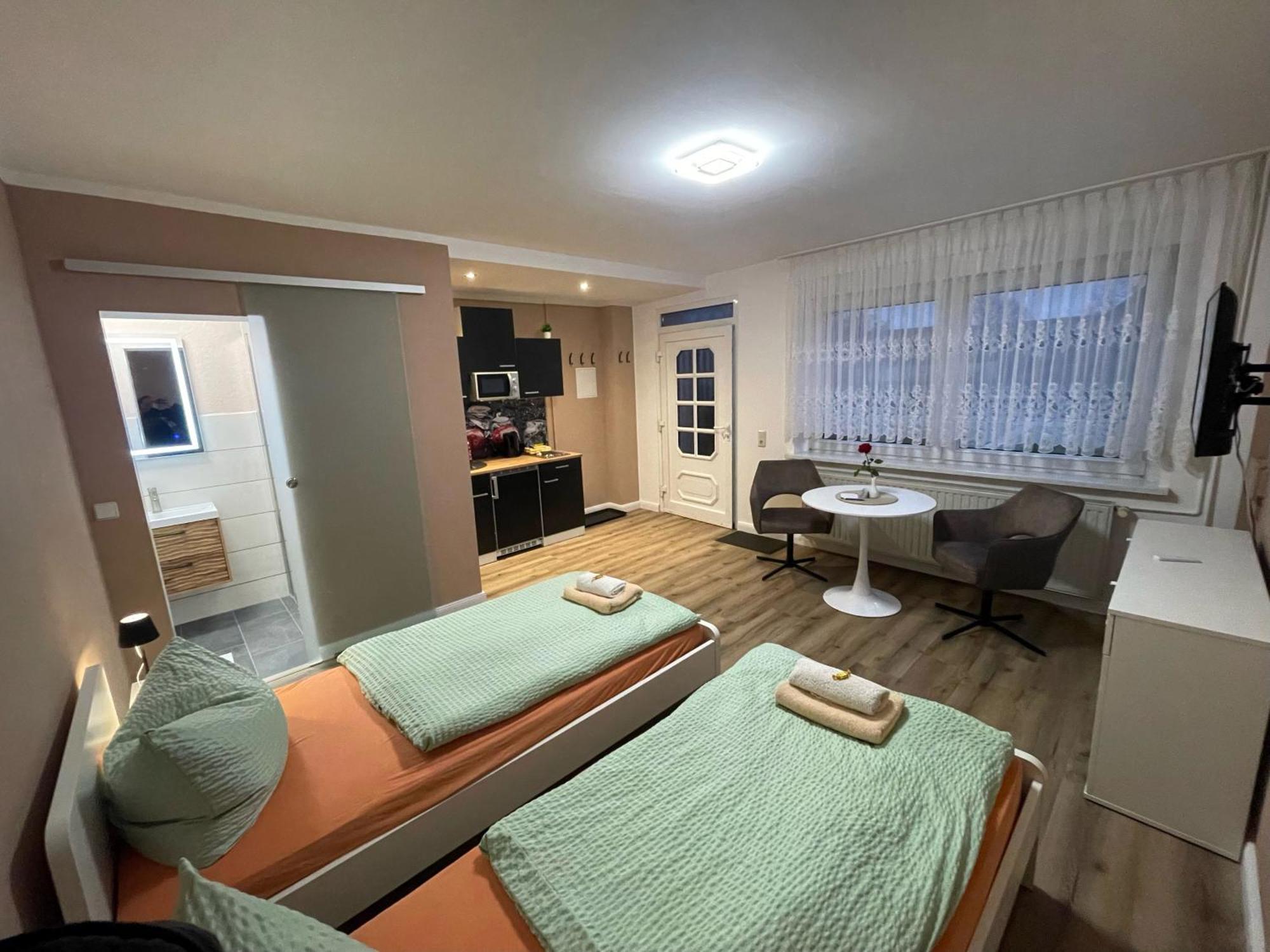 Top-Moderne Ferienwohnung Und Apartments Auf Frueherem Wunderschoenen Bauernhof Im Elbe-Elster-Kreis In Brandenburg Bei Herzberg-Elster, Schoenewalde, Holzdorf מראה חיצוני תמונה